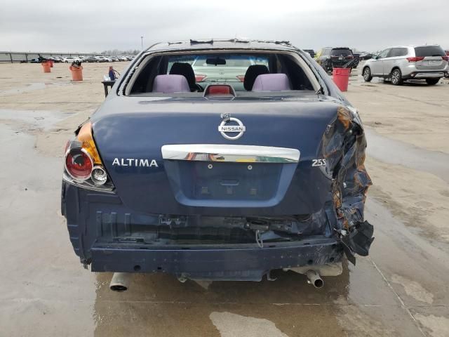 2011 Nissan Altima Base