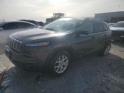 Salvage cars for sale at Wayland, MI auction: 2015 Jeep Cherokee Latitude