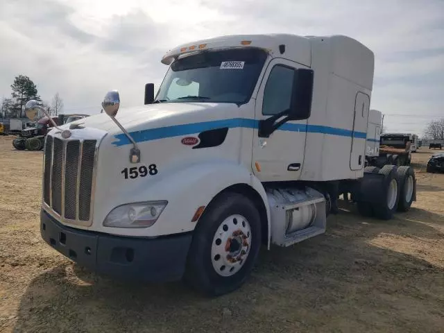 2015 Peterbilt 579