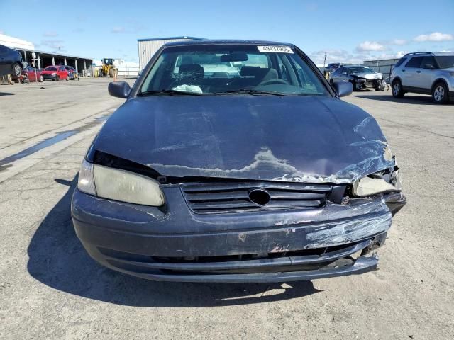 1999 Toyota Camry LE