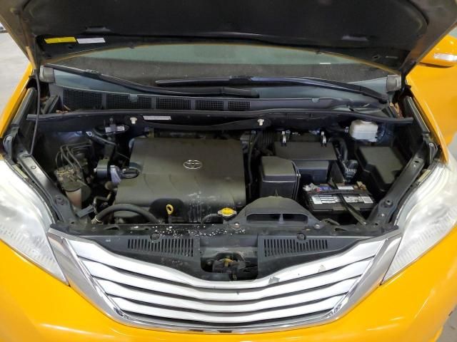 2014 Toyota Sienna XLE