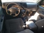 2000 Nissan Frontier Crew Cab XE