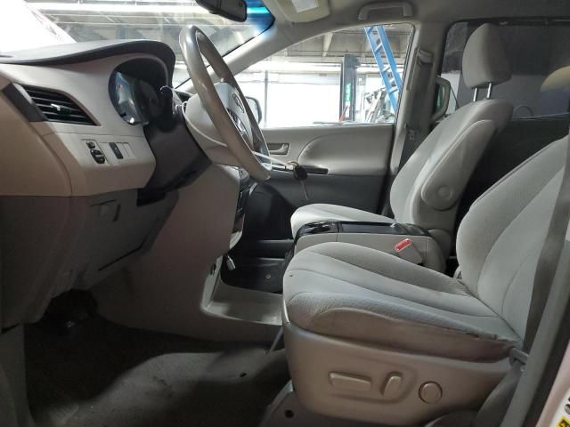 2011 Toyota Sienna LE