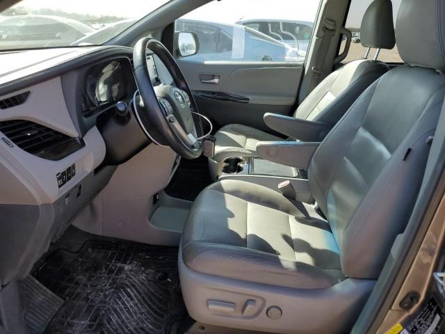 2015 Toyota Sienna XLE