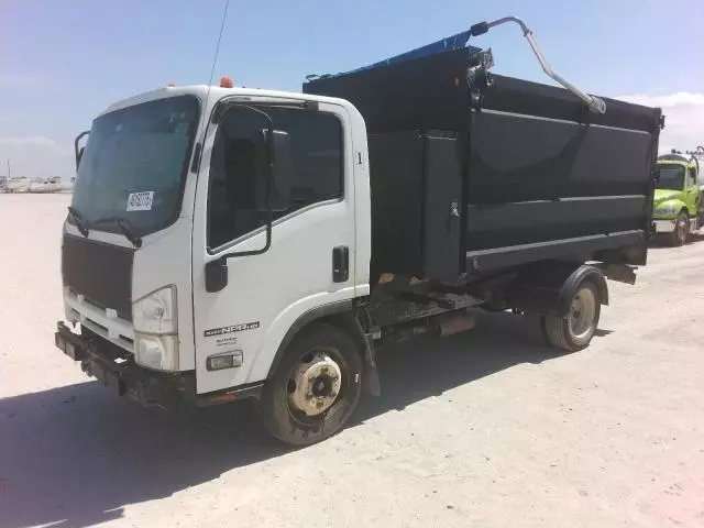 2015 Isuzu NPR HD