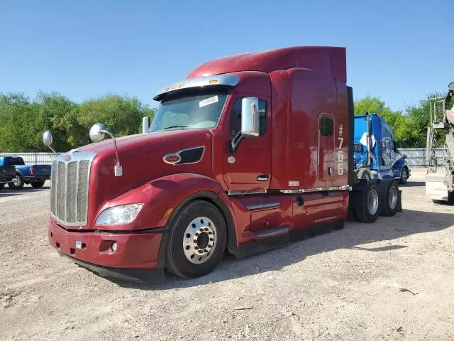 2016 Peterbilt 579