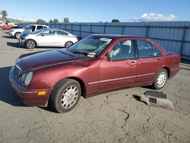 2000 Mercedes-Benz E 320