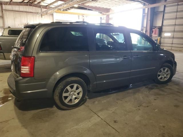 2010 Chrysler Town & Country Touring