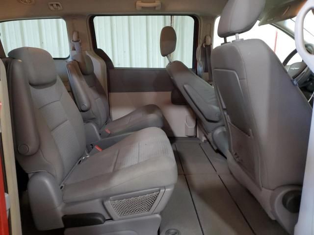 2009 Chrysler Town & Country LX