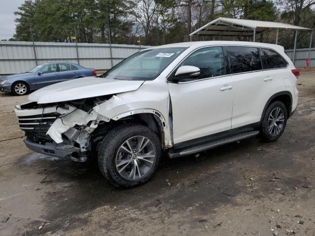 2019 Toyota Highlander LE