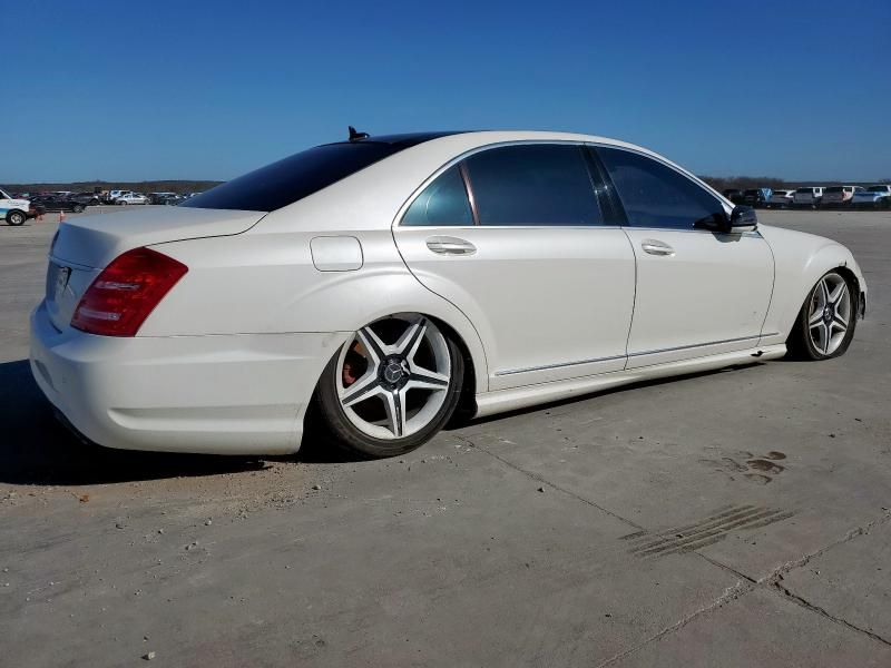 2011 Mercedes-Benz S 550