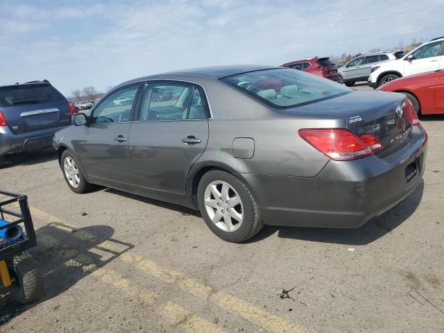 2005 Toyota Avalon XL