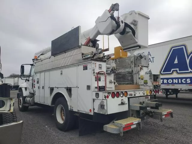 2014 International 7400 Bucket Truck