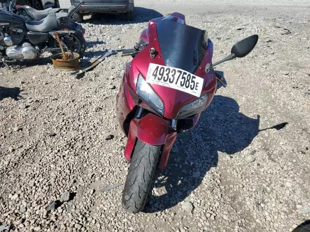 2005 Honda CBR1000 RR