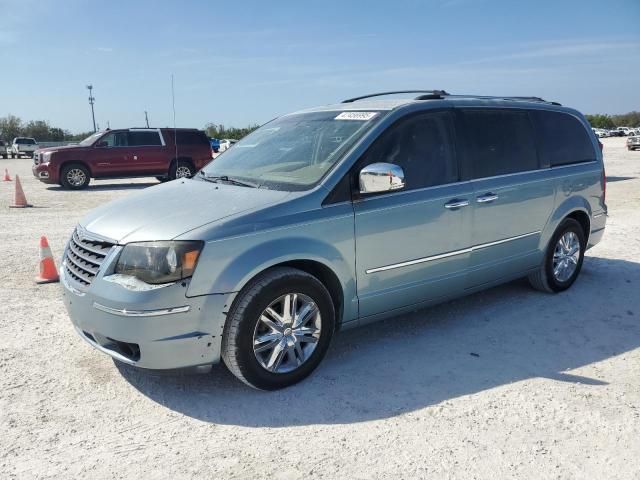 2010 Chrysler Town & Country Limited