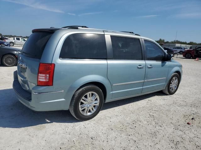 2010 Chrysler Town & Country Limited