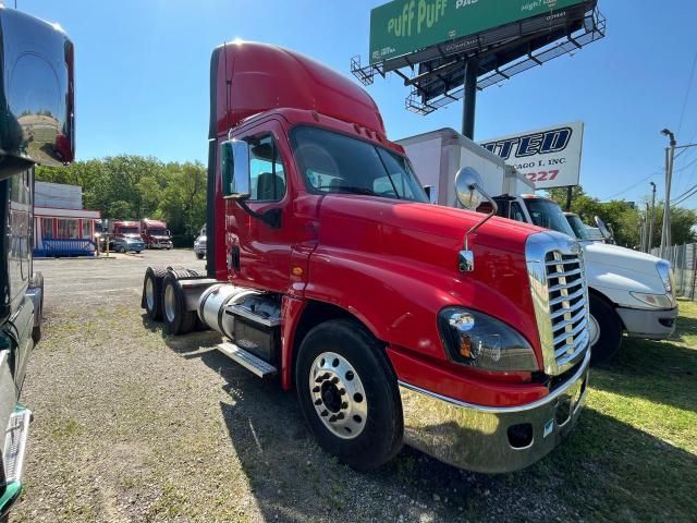 2018 Freightliner Cascadia 125