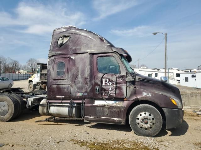 2019 Freightliner Cascadia Semi Truck