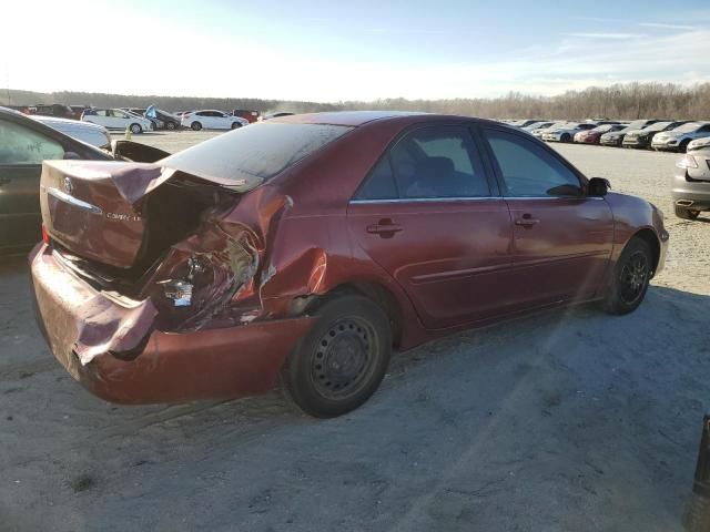 2004 Toyota Camry LE