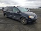 2010 Chrysler Town & Country Limited