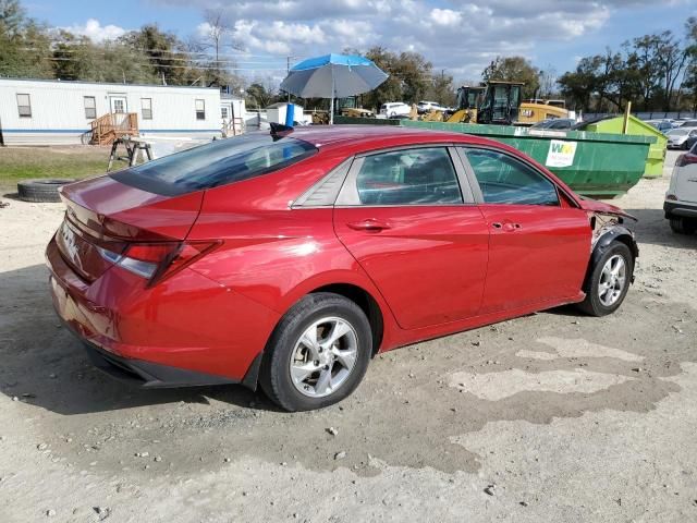 2022 Hyundai Elantra SE