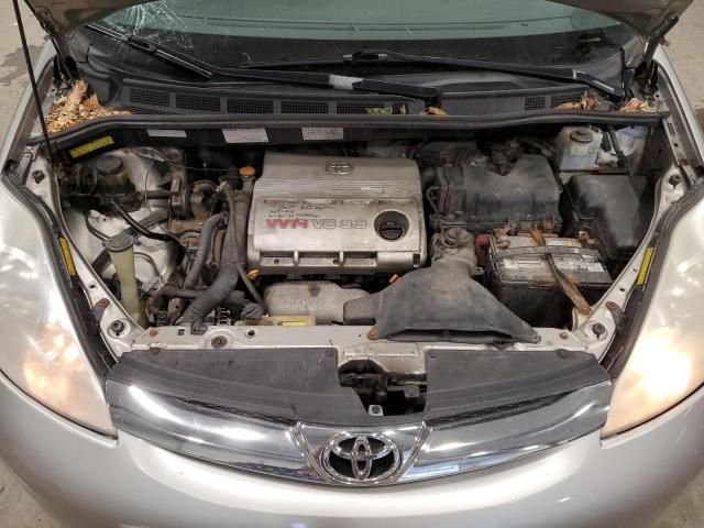 2006 Toyota Sienna XLE