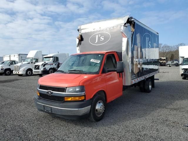 2019 Chevrolet Express 3500 Delivery Truck