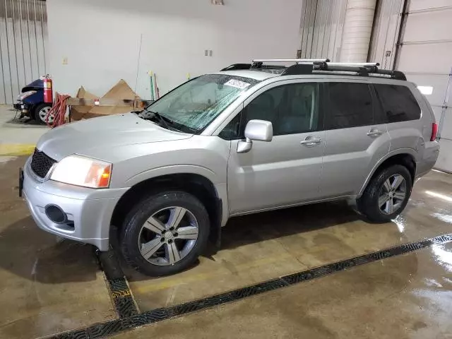 2011 Mitsubishi Endeavor SE