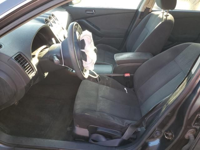 2010 Nissan Altima Base