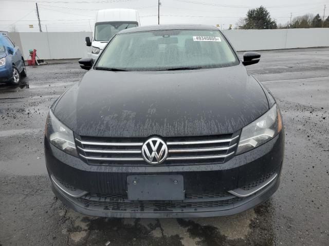 2014 Volkswagen Passat SE