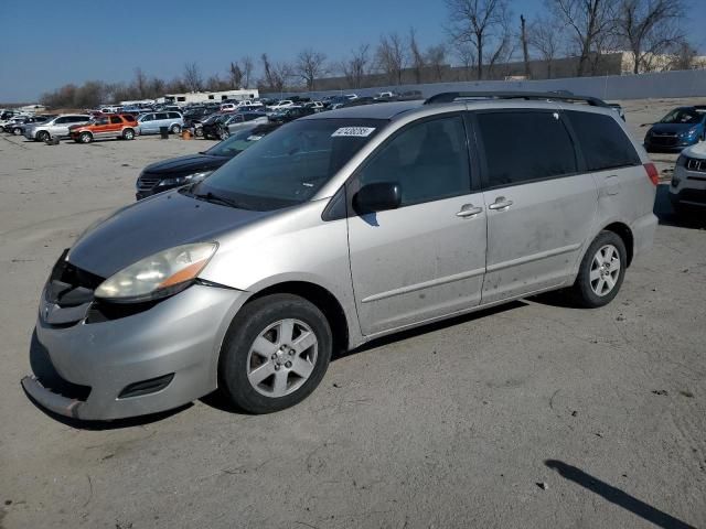 2007 Toyota Sienna CE