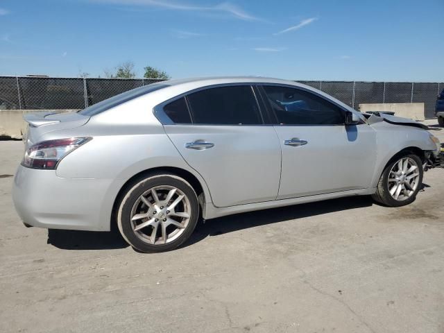 2014 Nissan Maxima S