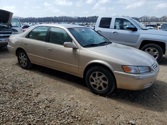 1999 Toyota Camry LE