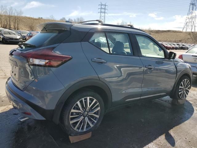 2021 Nissan Kicks SR