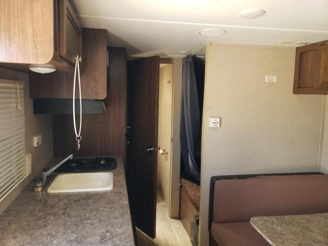 2016 Coleman Travel Trailer