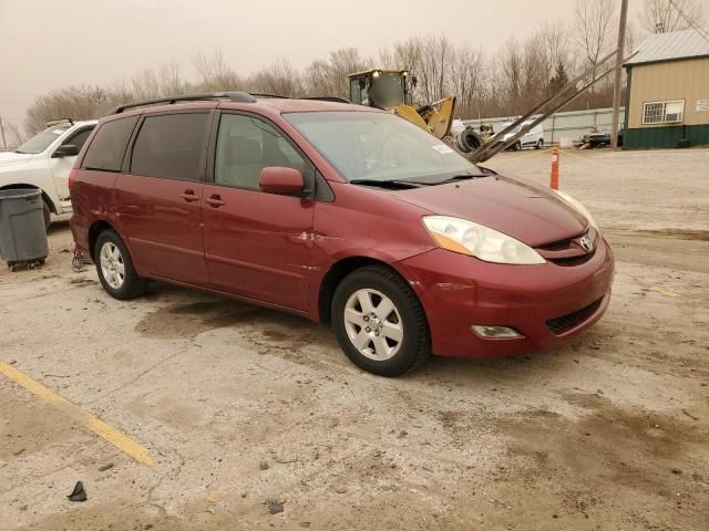 2006 Toyota Sienna XLE