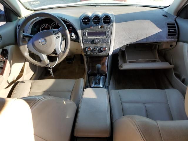 2011 Nissan Altima Base