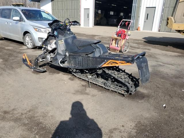 2019 Polaris 800