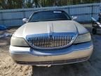 2005 Lincoln Town Car Signature Limited