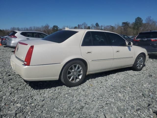 2010 Cadillac DTS Luxury Collection