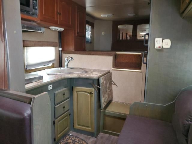 2013 Bison Horse Trailer