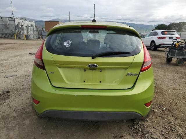 2013 Ford Fiesta SE