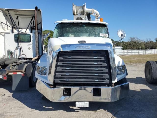 2020 Freightliner 108SD