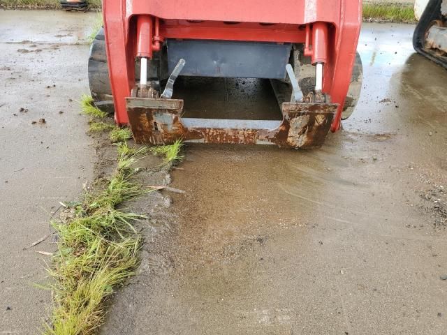 2016 Takeuchi TL10 Tracked Skid Steer Loader