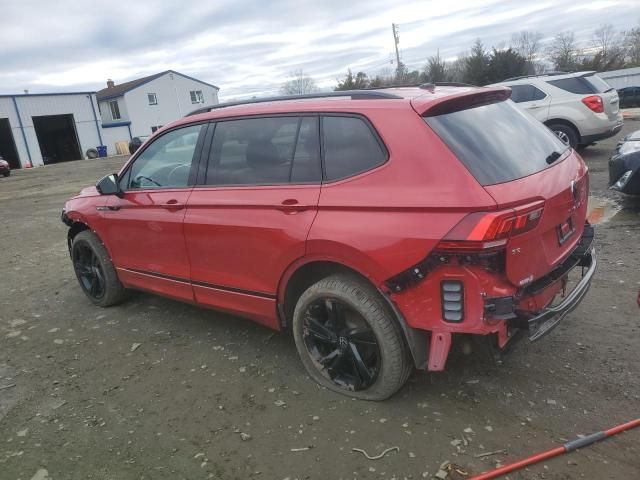 2024 Volkswagen Tiguan SE R-LINE Black