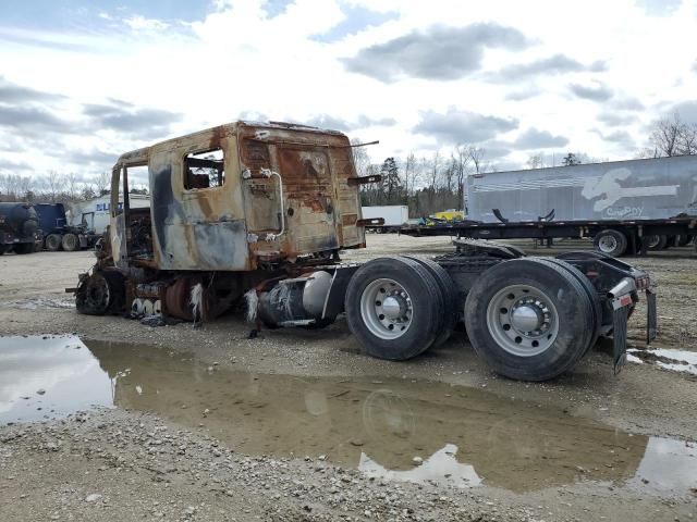 2015 Volvo VN Semi Truck