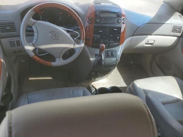 2008 Toyota Sienna XLE