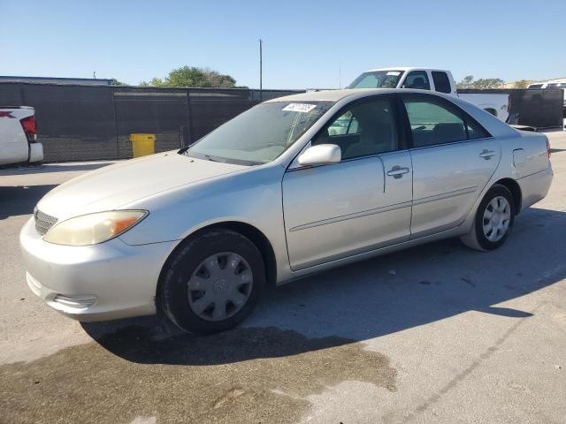 2004 Toyota Camry LE