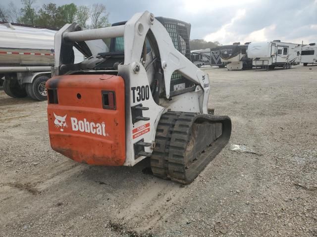 2005 Bobcat T300