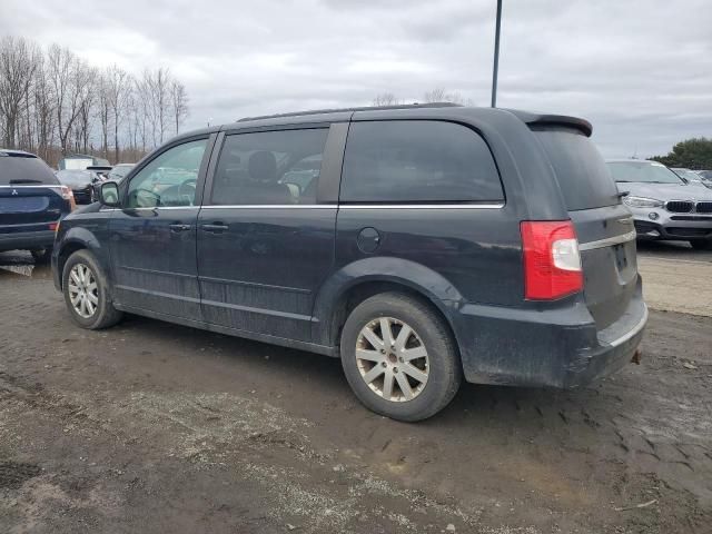 2015 Chrysler Town & Country LX